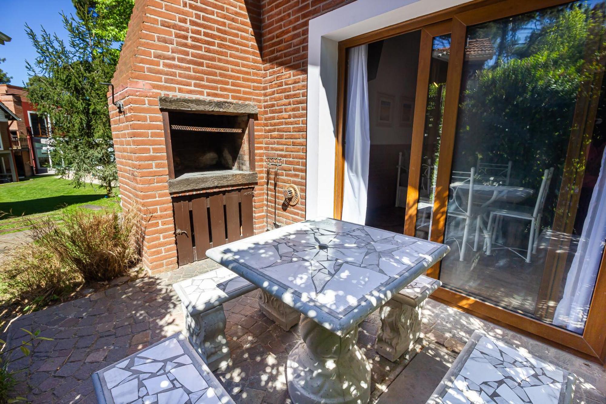 Punta Cerezo Apart Carilo Exterior photo