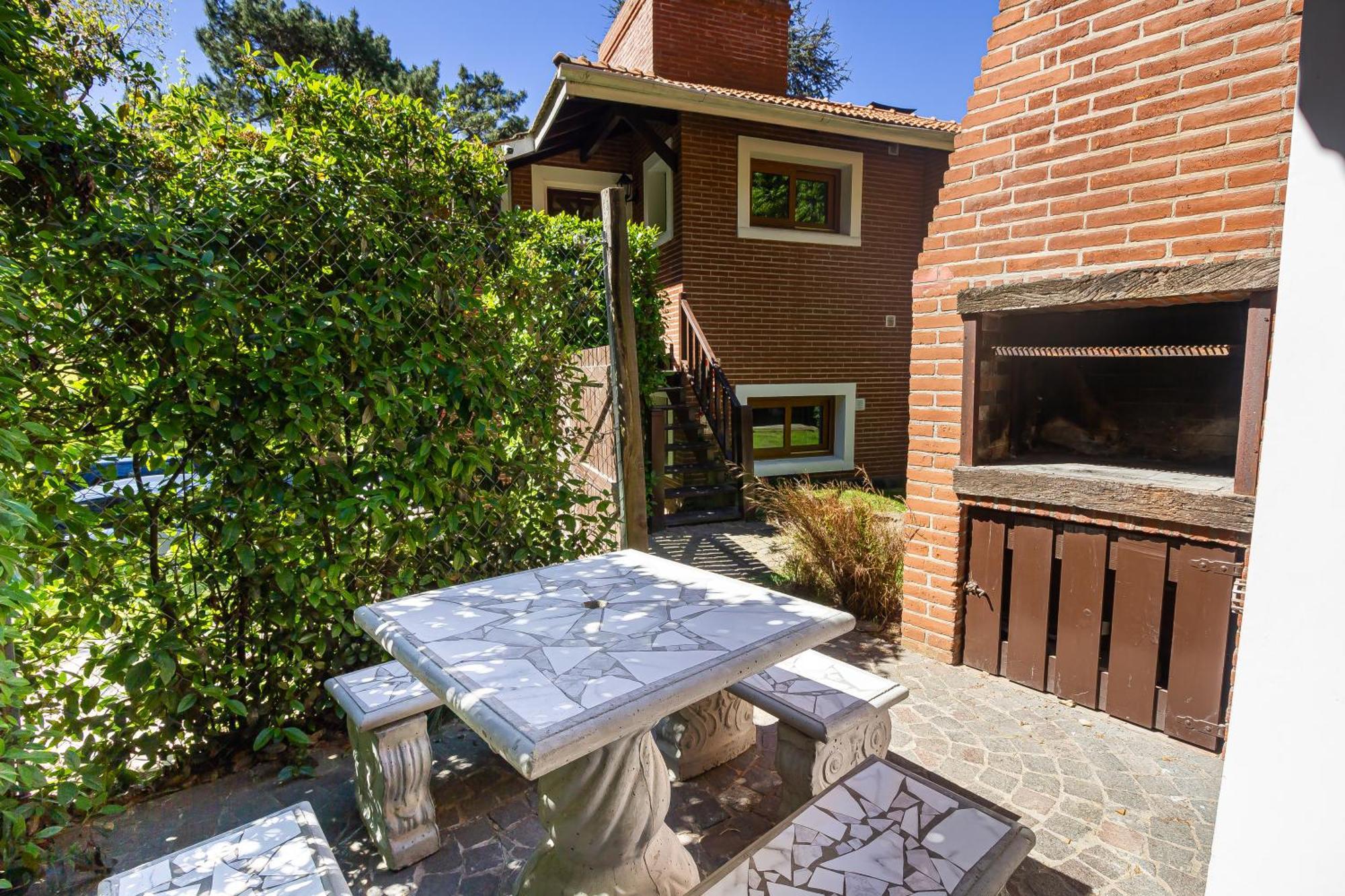 Punta Cerezo Apart Carilo Exterior photo