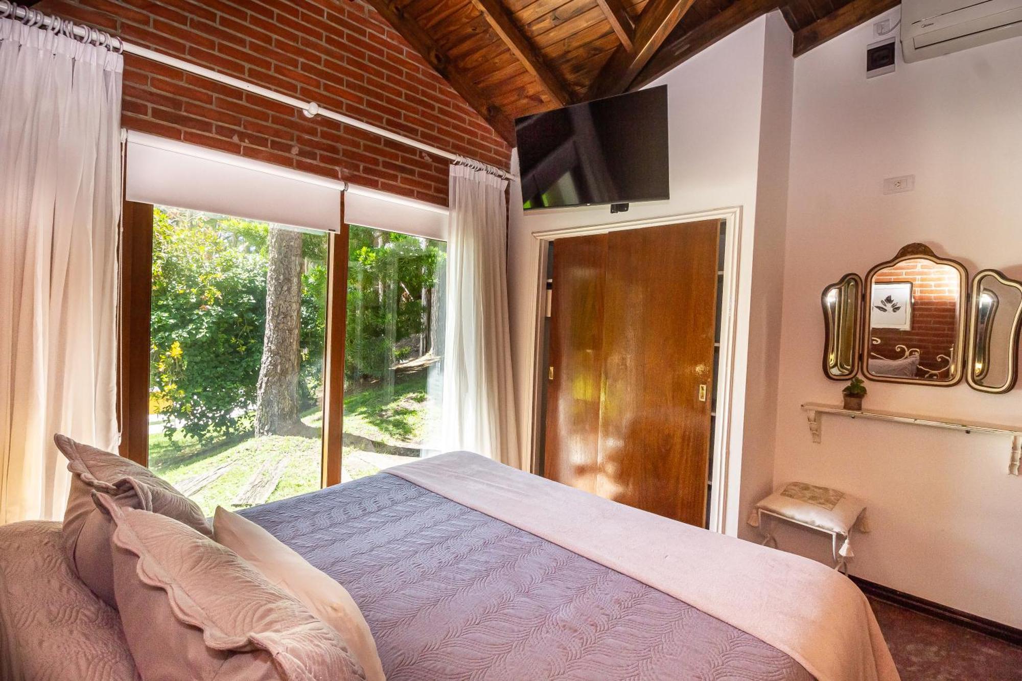 Punta Cerezo Apart Carilo Exterior photo