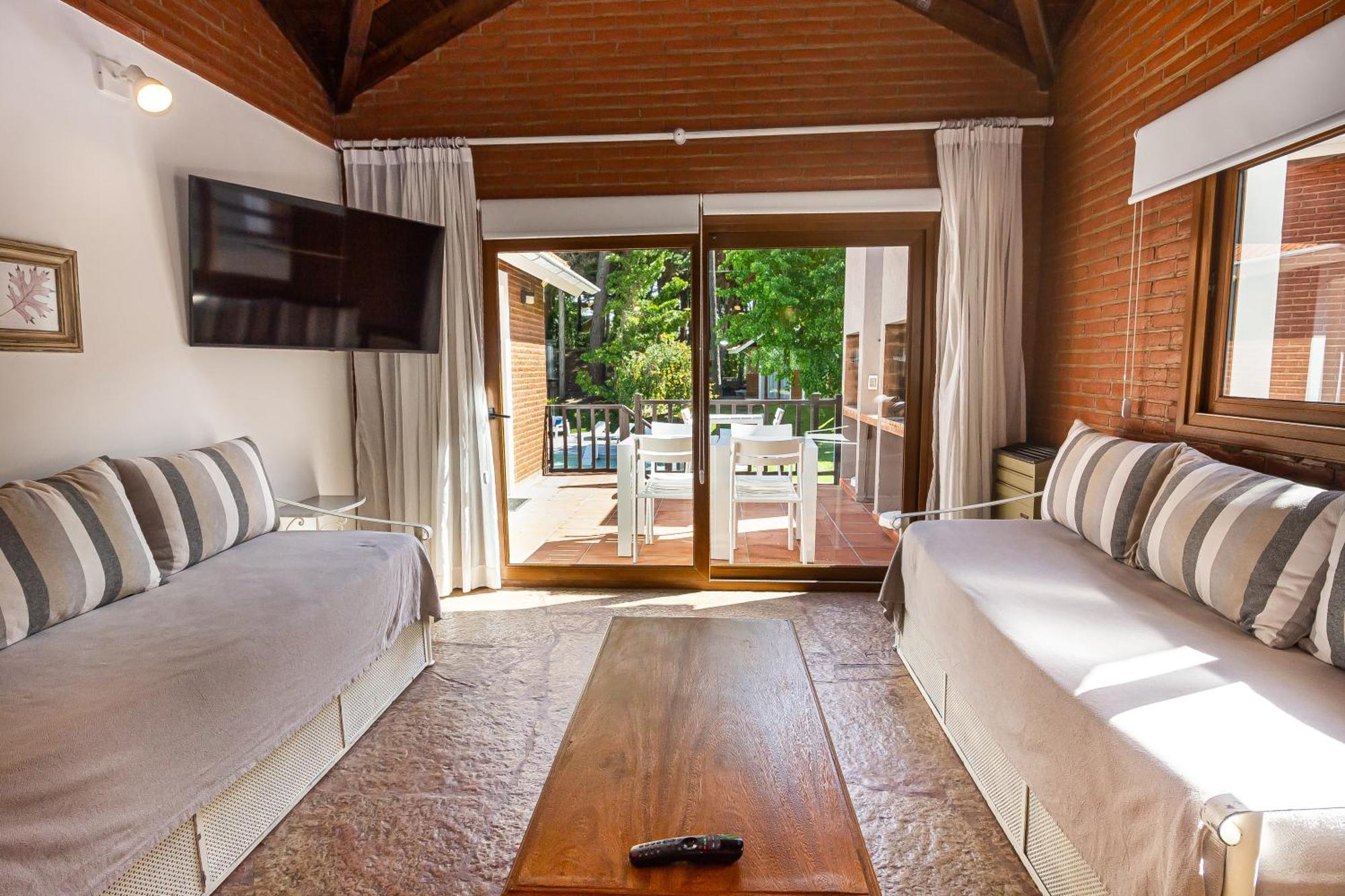 Punta Cerezo Apart Carilo Exterior photo