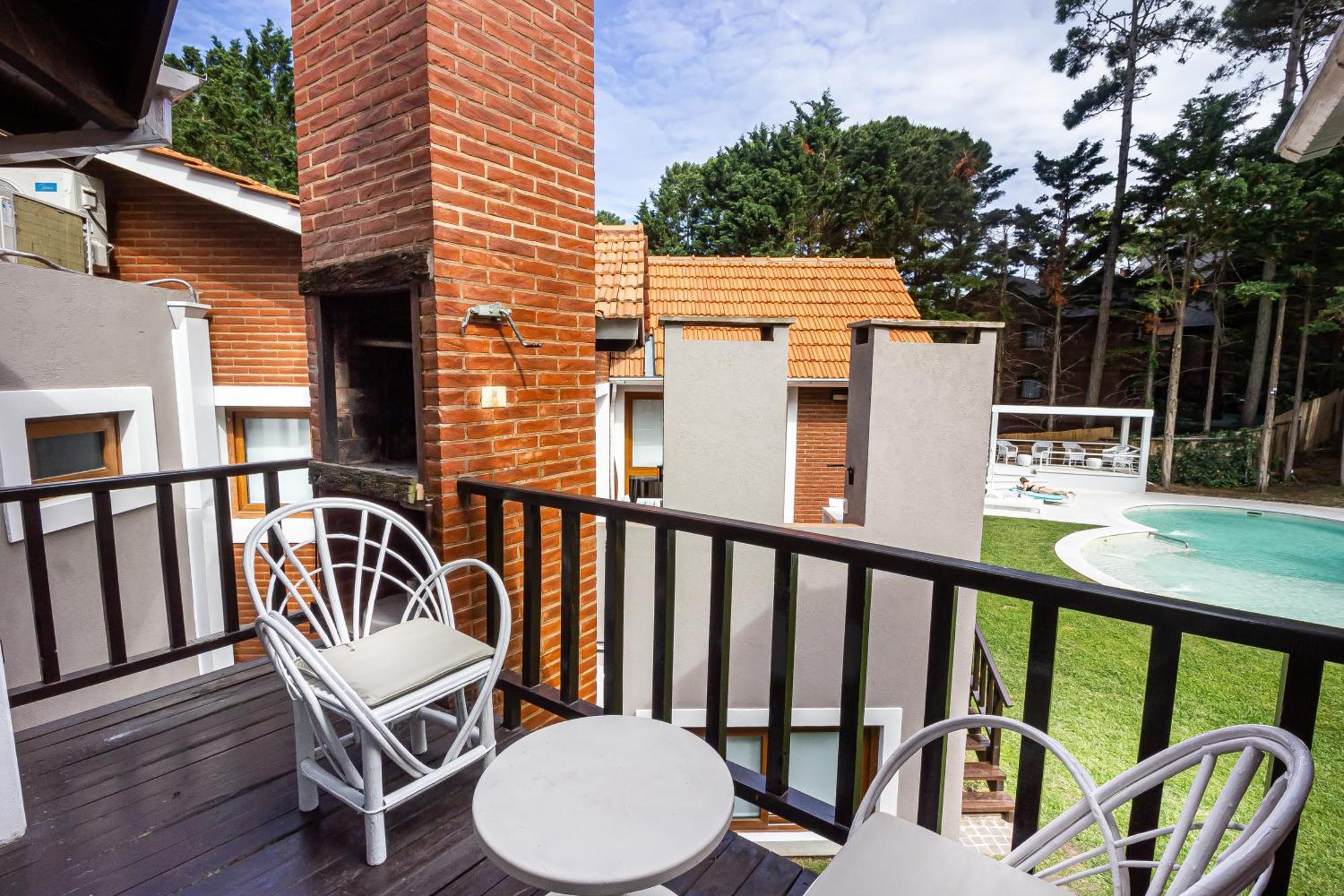 Punta Cerezo Apart Carilo Exterior photo